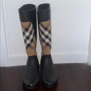 Burberry Women's Simeon Signature Check Rain Boots